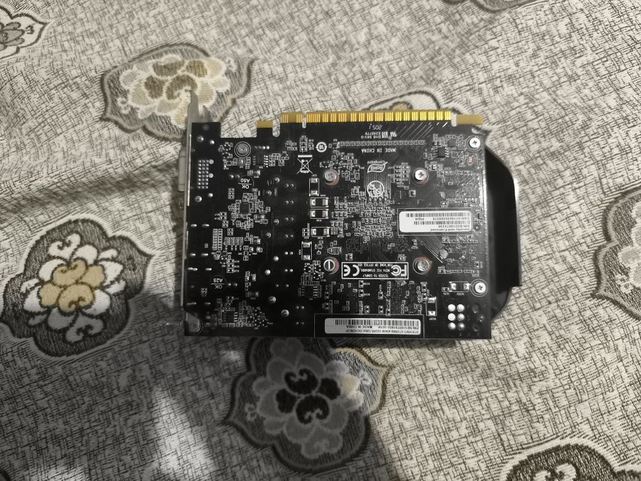 Продам срочно видеокарту