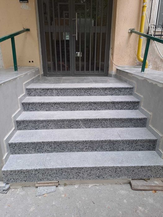 Anunț Servicii Renovări Apartamente – Profesionalism și Calitate