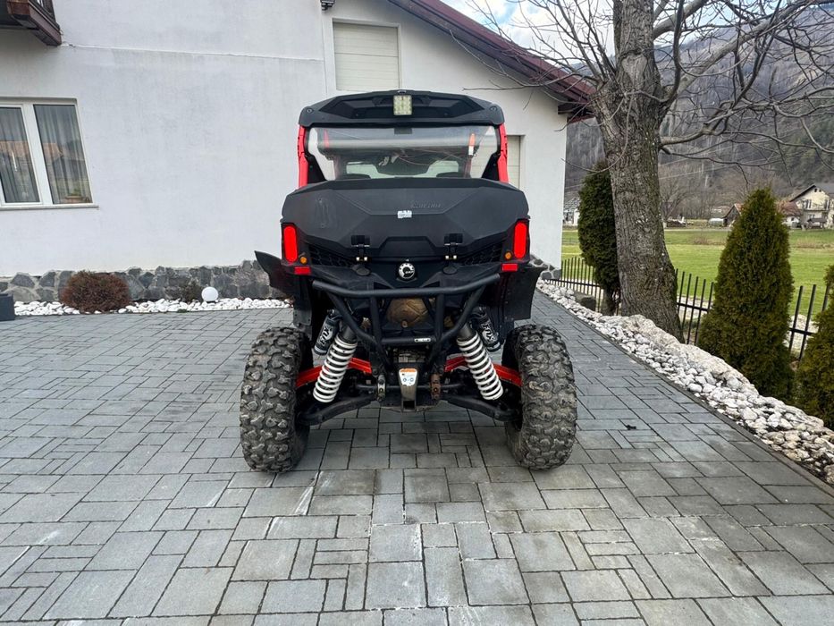 Can am maverick  sport avariat