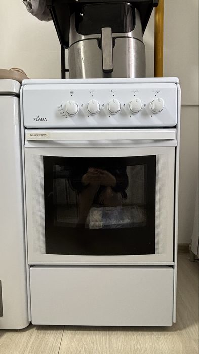 Газ плита Flama RG24019-W белая