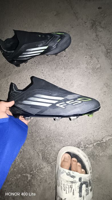 Бутсы F50 срочно!