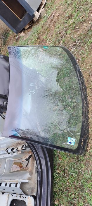 Предно (челно) стъкло за Nissan Almera(N16)/ Нисан Алмера