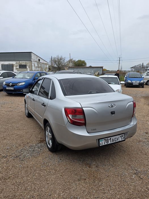 Lada Granta 2012