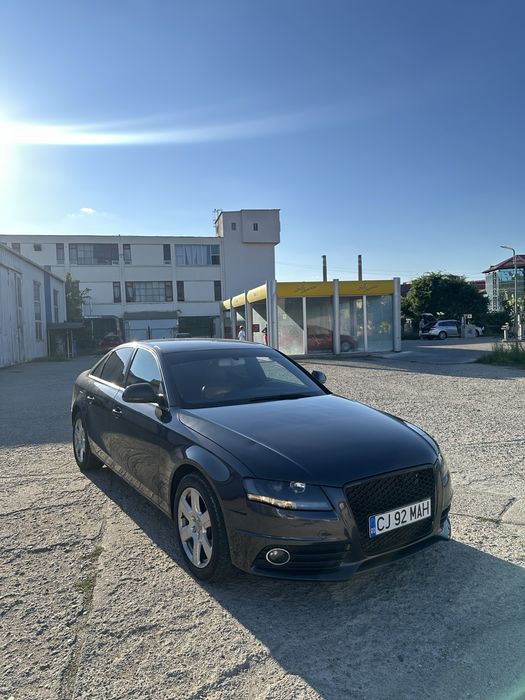Vând Audi A4 B8