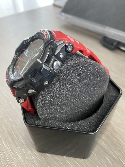 Часовник Casio G Shock GA 1000