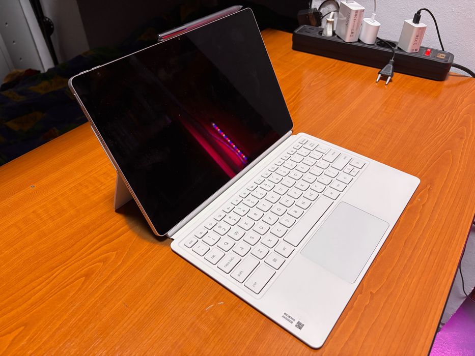 Levono Yoga Tab Plus 2025