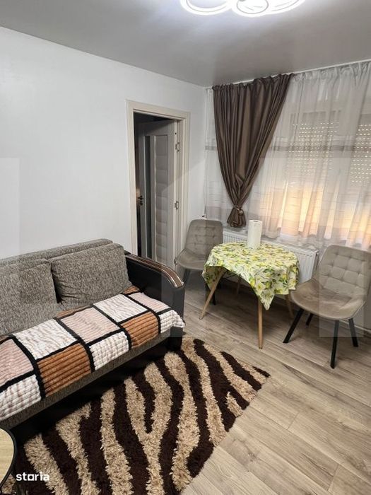 Apartament 3 camere, 40 mp, zona Valea Rosie