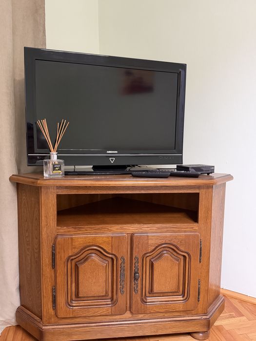 Comoda TV din lemn masiv