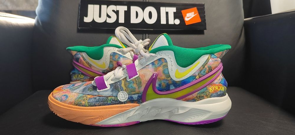 Nike Kyrie 8, номер 36 и номер 38,5