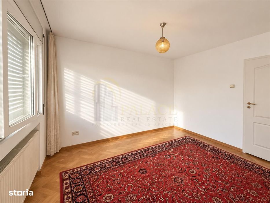 Apartament 4 camere Copou, parcul EXPO, cu parcare si boxa.