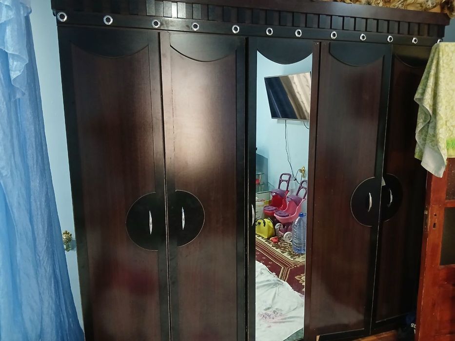 Mebellar sotiladi б/у.  Xolati O'rtacha