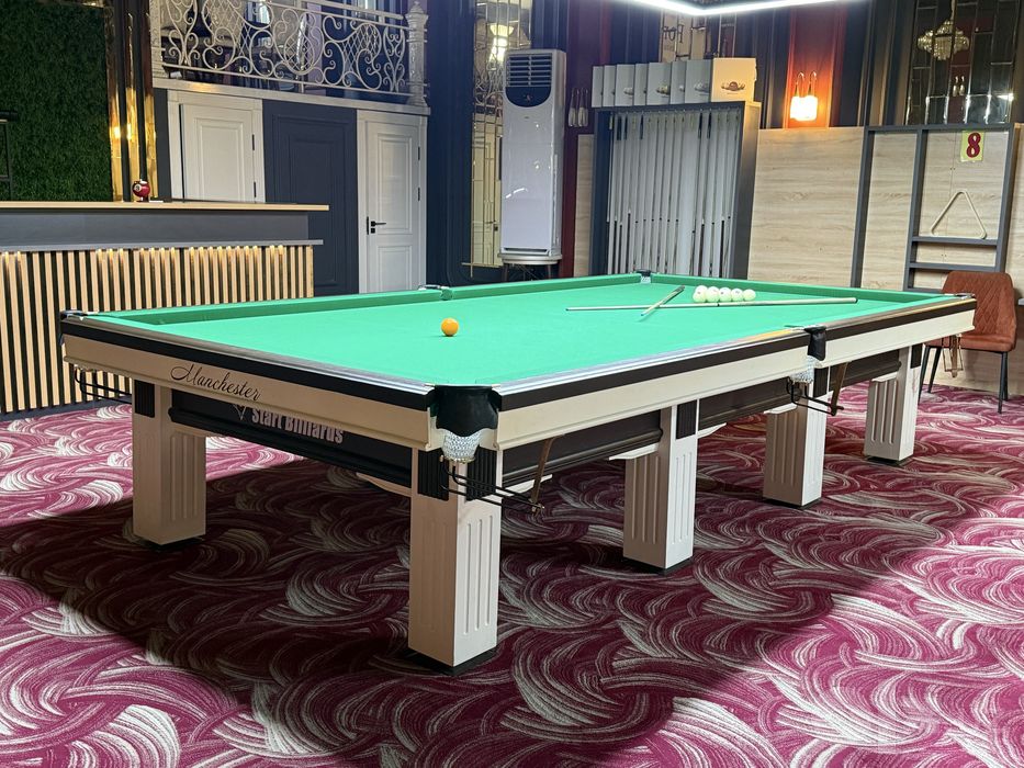 Billiard stollar