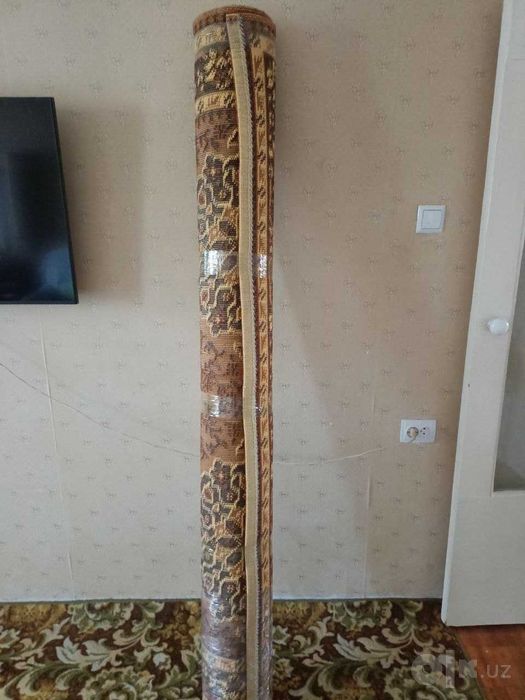 Продаётся ковёр шерстяной