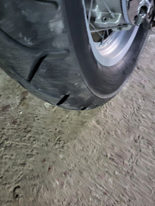 Vînd urgent  virago 1100 arata deosebit nichelul