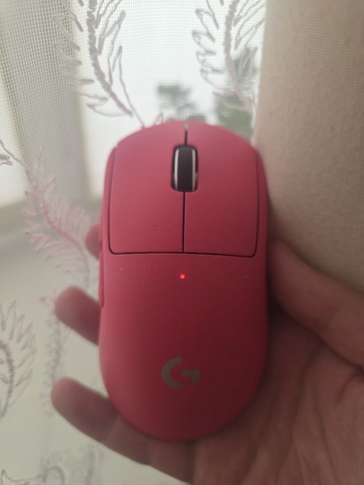 Игровая мышь  Logitech superlight pro
