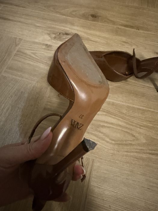 Дамски обувки ZARA