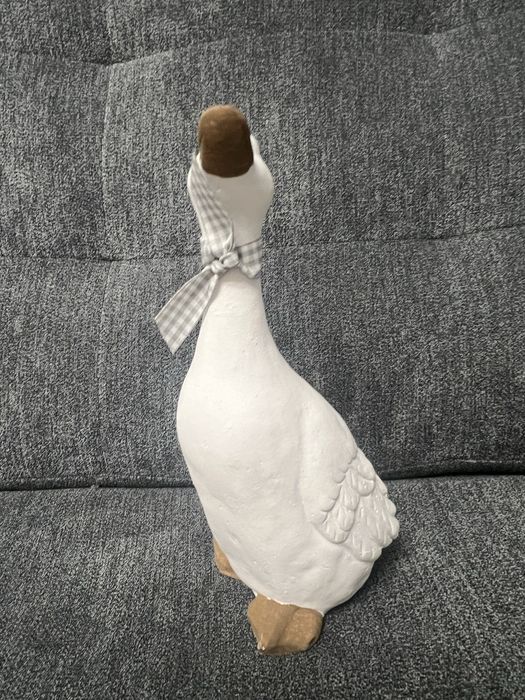 Jucarie rata alba cu maro