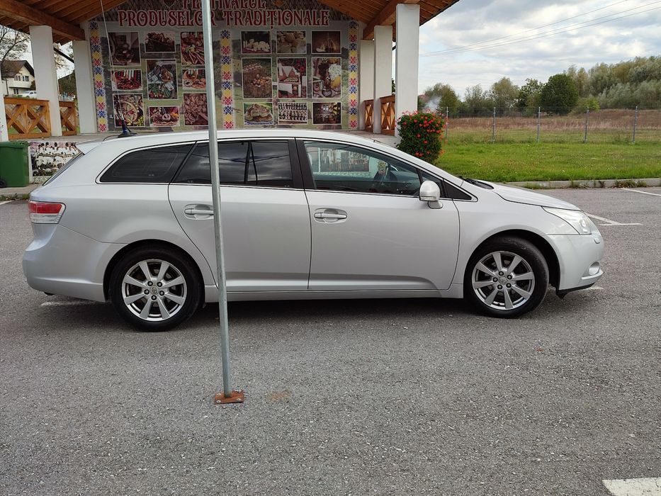 TOYOTA Avensis 2010 — imagine 3