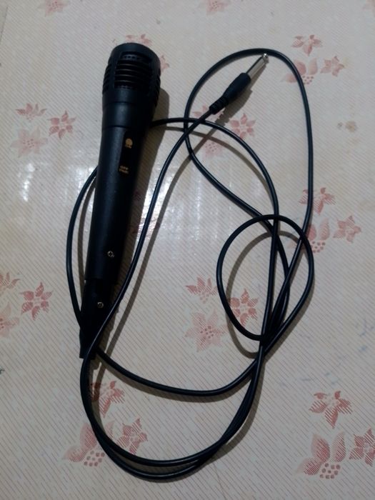Микрофон за уредба