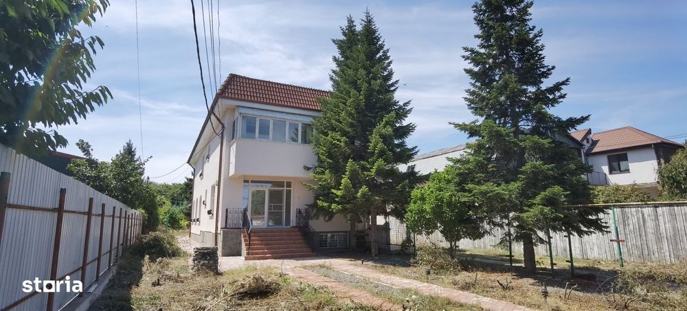 Casa S+P+1, pretabil si pentru birouri + Graj/Service auto in curte