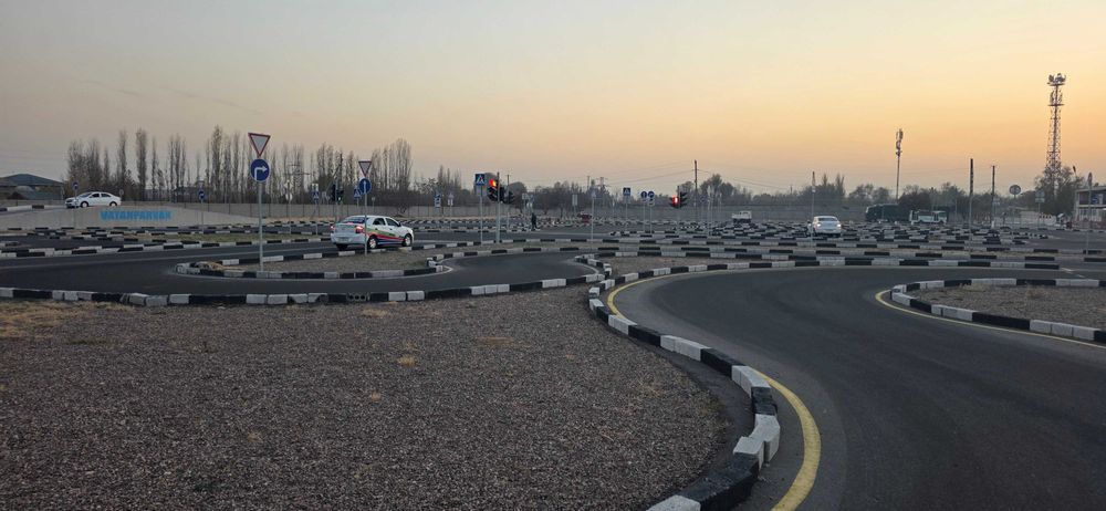 Инструктор по вождению - Твой путь к правам без нервов!