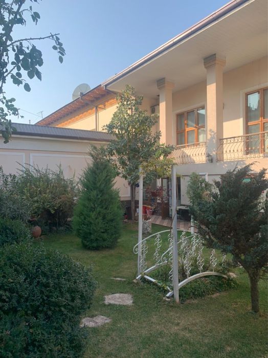 Srochna Sotiladi Urikzor Mahalla