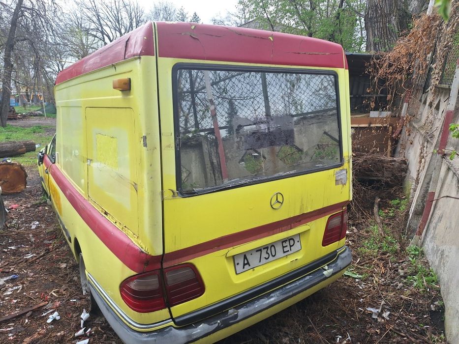 Продам Мерседес Е 290