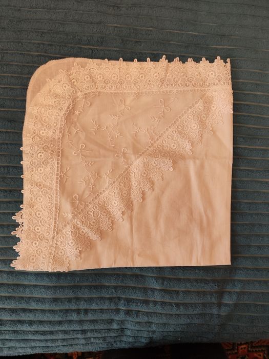 Пеленка-уголок на выписку