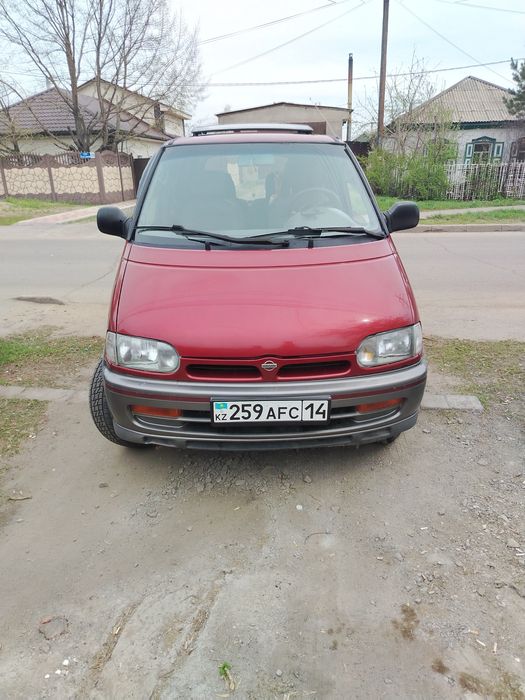 Продам Nissan Serena