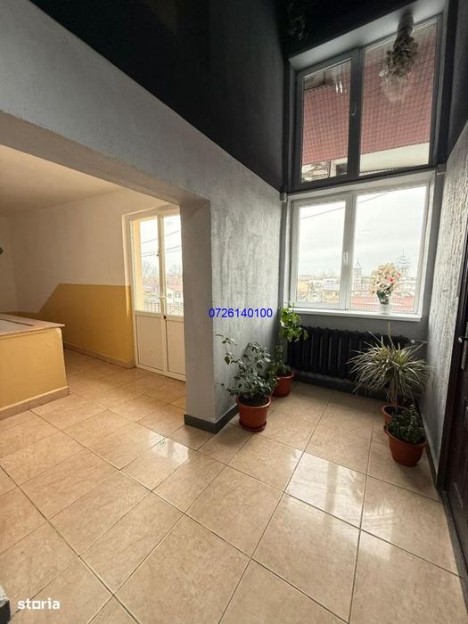Garsoniera renovata lux etaj 3