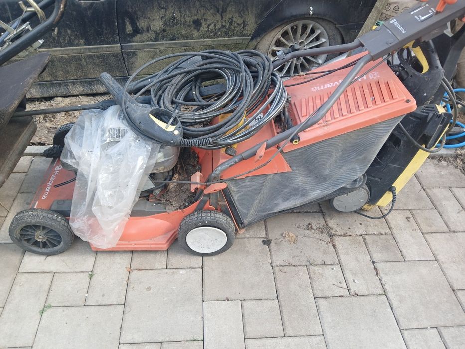 Mașină de tuns iarba-BRIGGS&STRATON și  Honda+Husqvarna cu tracțiune