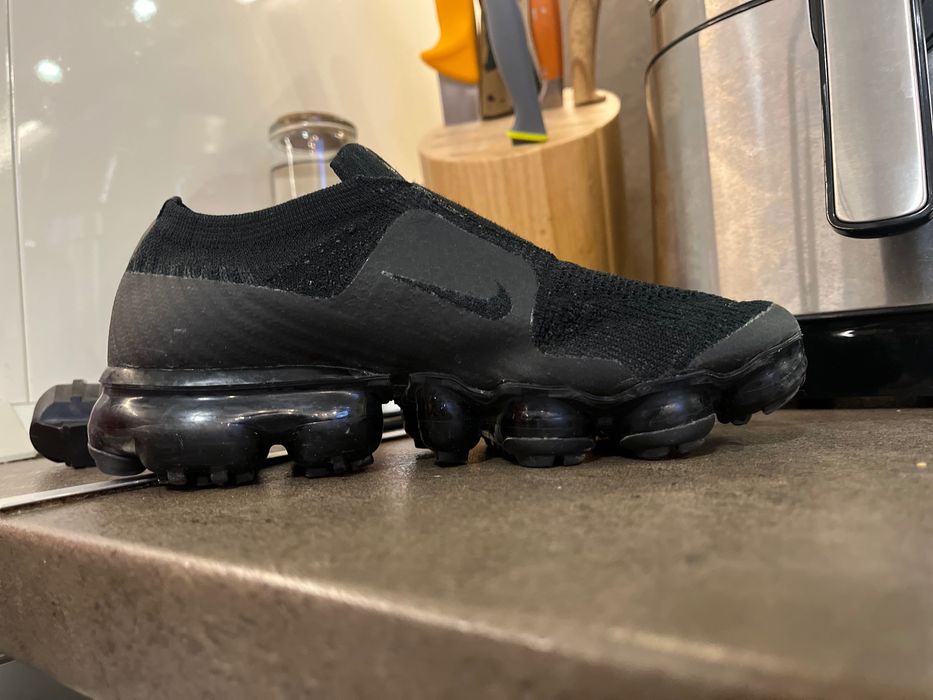 NIKE air vapormax