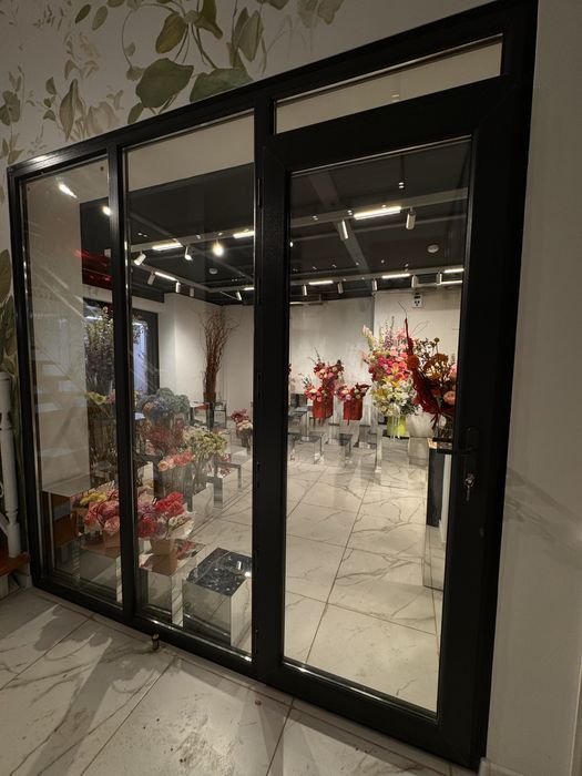 Пластиковые окна двери перегородки