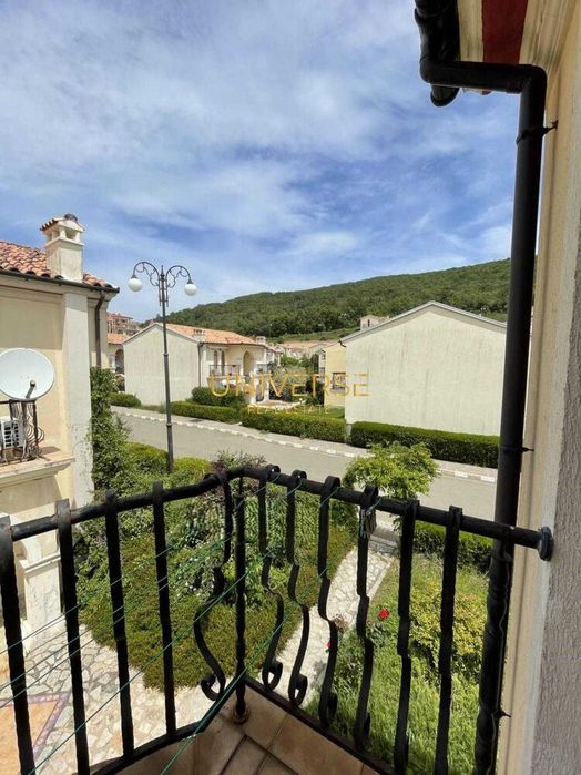 Продава се Тристаен апартамент в к.к. Елените - 115 кв.м за 870 €/кв.м - Снимка #13