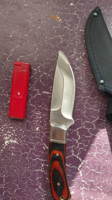 Ловен нож за дране и колекционерски запалки