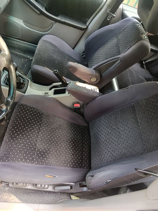 Subaru forester 1999 2t 170кс