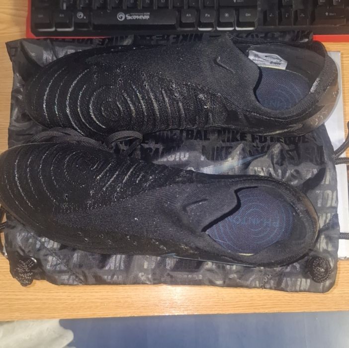 Ghete fotbal Nike Elite Phantom Luna 43