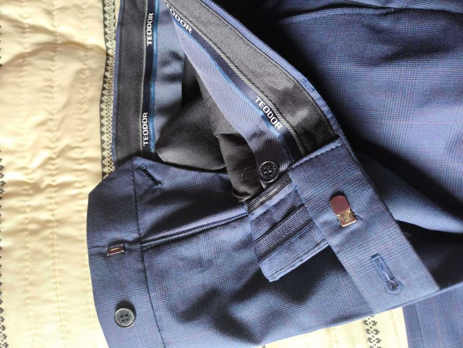 Мъжки костюм на Теодор