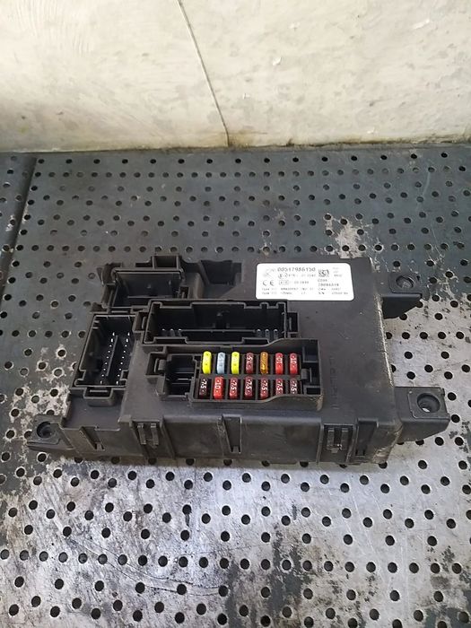 Panou tablou sigurante 1.3 mjt fiat grande punto 199 00517986150 28094319