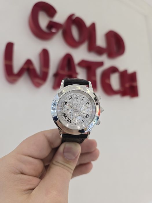 Новиночка от Rolex в белом золоте.
Механизм Японский