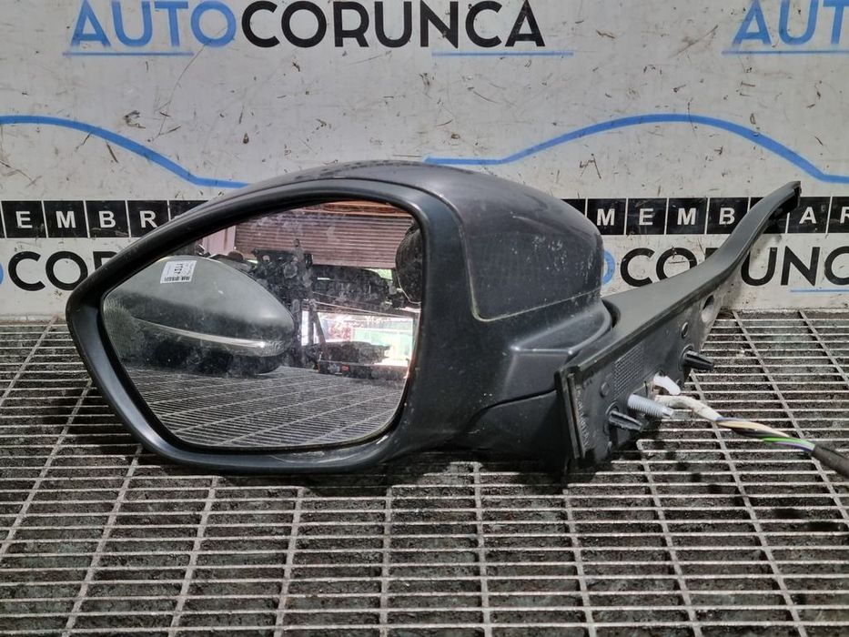 Oglinda stanga Peugeot 2008 Facelift 2016 - 2019 4 Usi Gri (1271) Rabatabile