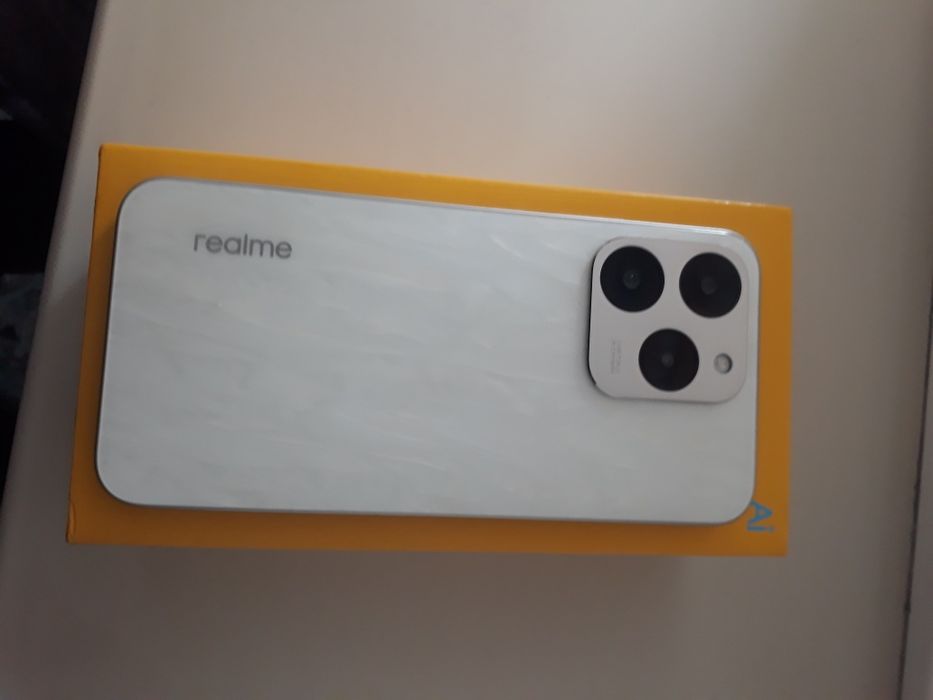 Продам телефон Realme  15t 5G