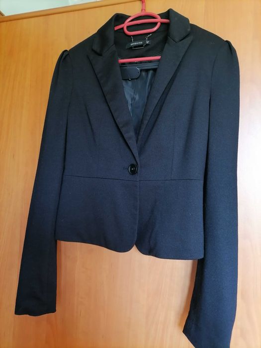 Сакo черно  Reserved