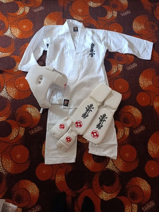 Продам кимано ...18000тг