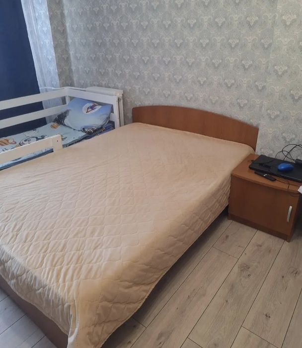 Продам спальный гарнитур есть доставка