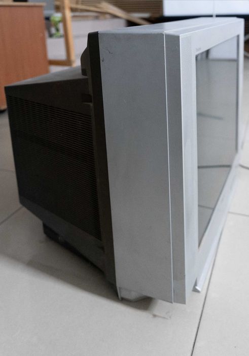 Продам телевизор SONY KV-29FX30K