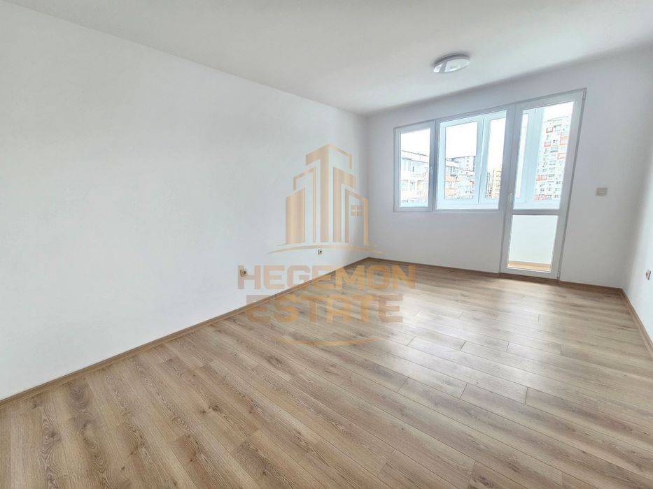 Продава се Тристаен апартамент в Варна, Възраждане 1 - 60 кв.м за 1274 €/кв.м - Снимка #4