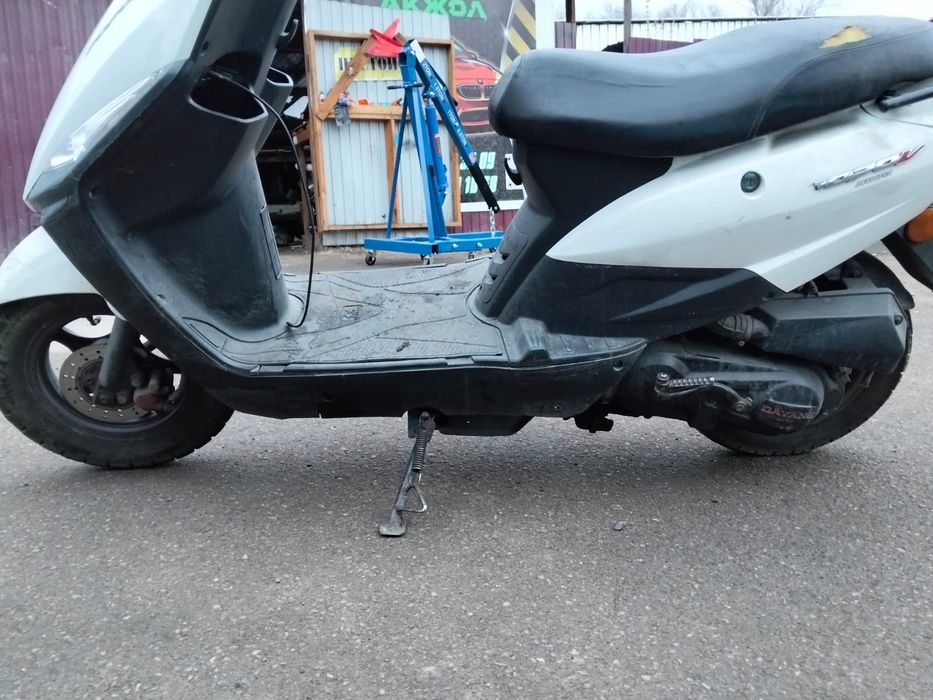 Продам мопед Dayang