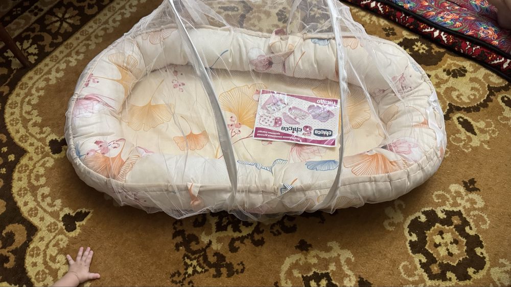 Продам кокон для девочки