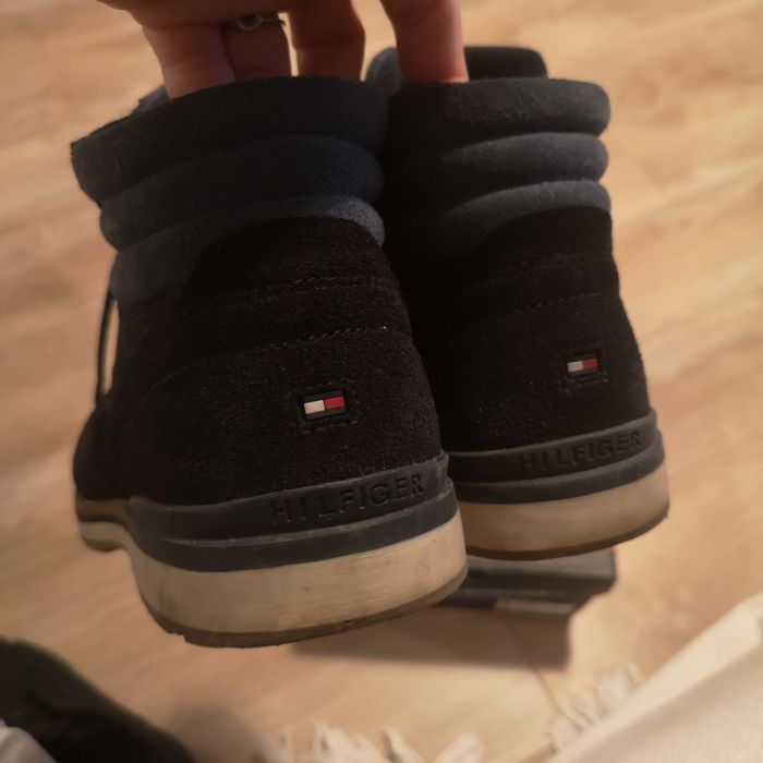 Ghete Tommy Hilfiger piele întoarsă mărime 42